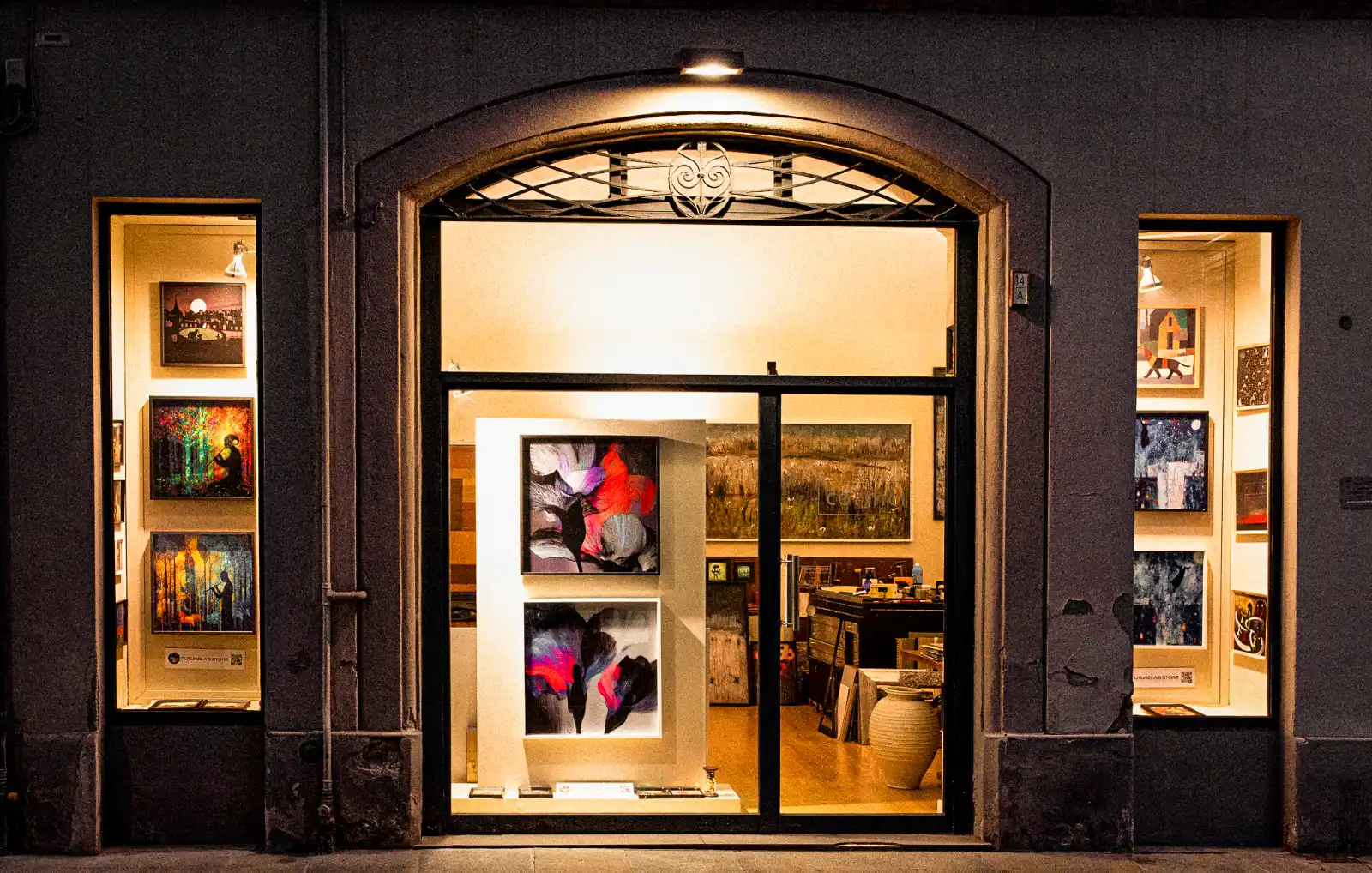 bottega cornici reggio emilia vetrina